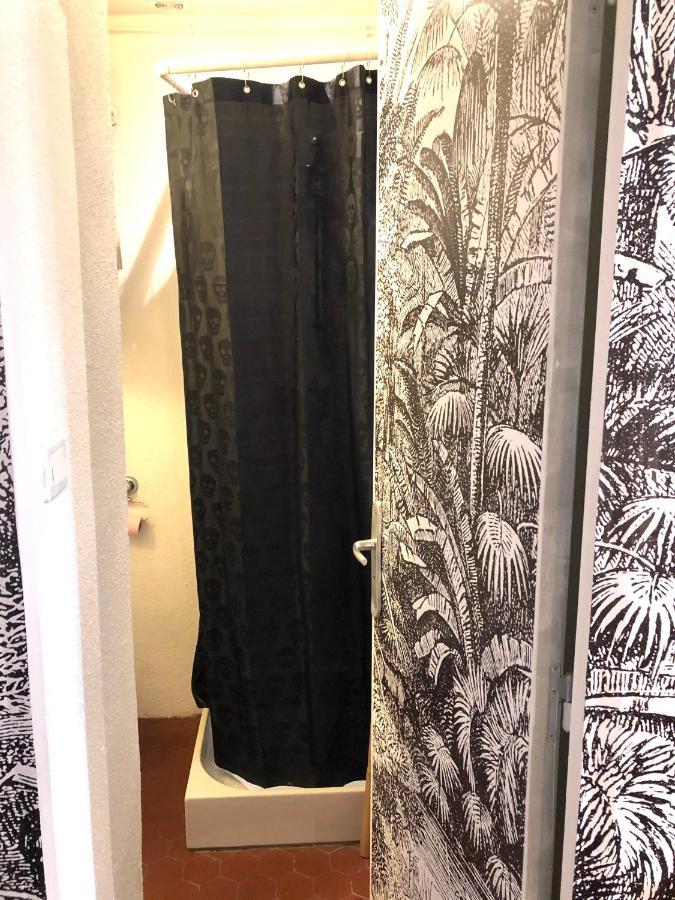 Grand Studio Rue Du Panier Apartment Marseille Bagian luar foto