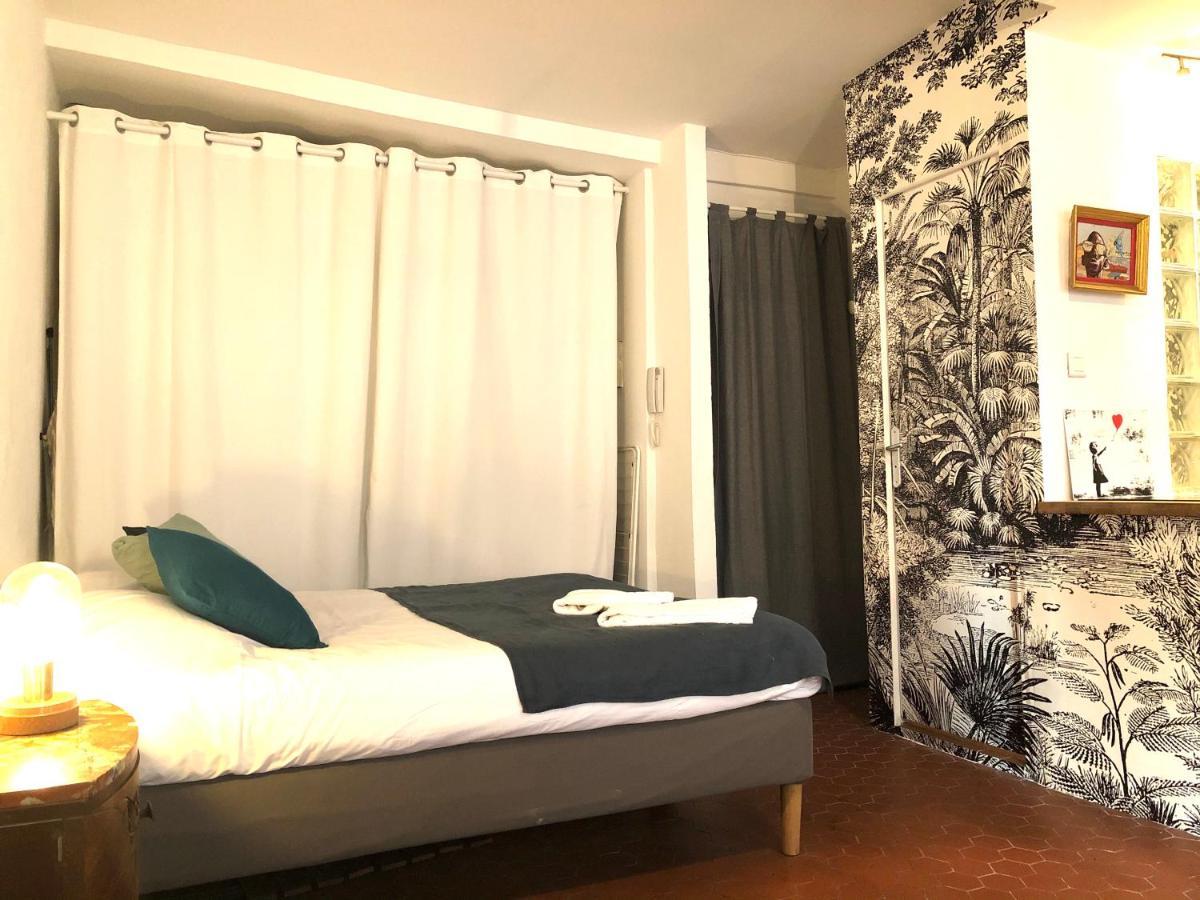 Grand Studio Rue Du Panier Apartment Marseille Bagian luar foto